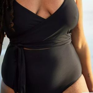 American Eagle / Aerie One Piece Wrap size XL